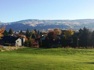 318 Chatham Hill Rd, Wenatchee, WA 98801
