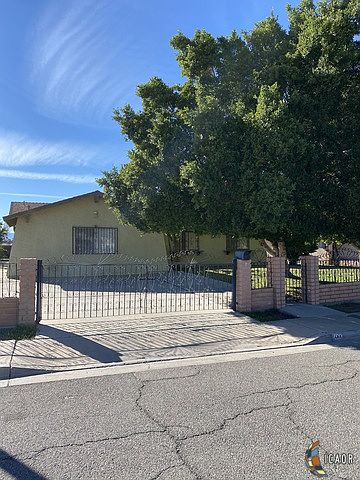1st image of 644 Emilia Dr