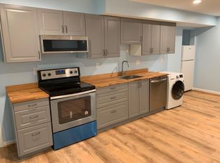 8507 Wolftrap Rd, Vienna, VA 22182