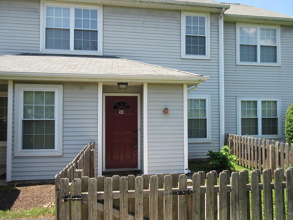 1st image of 94 Stockton Ct