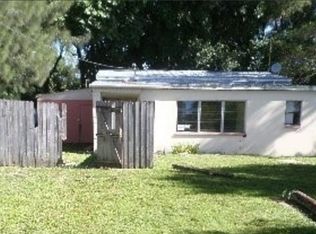 332 Capitol St APT B, North Fort Myers, FL 33903