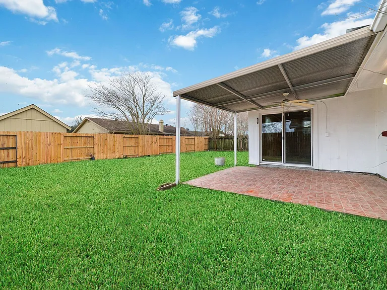 11610 Grapewood Dr — Photo 5