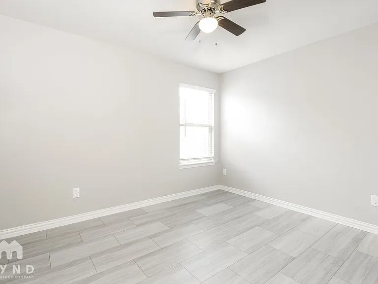 444 Buckeye Ave — Photo 11