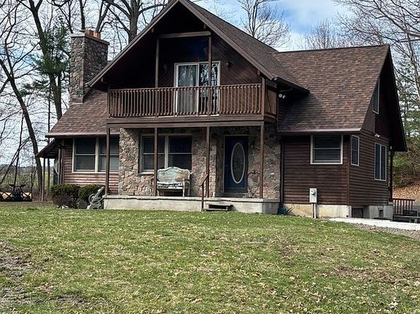 571 Valley Falls Rd