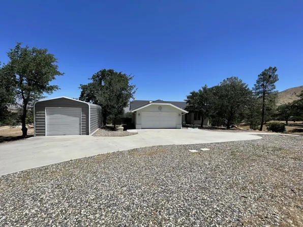 3012 Seclusion Rd, Lake Isabella, CA 93240