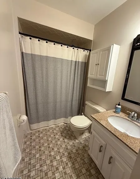 2 Stowe Ct #8 — Photo 13