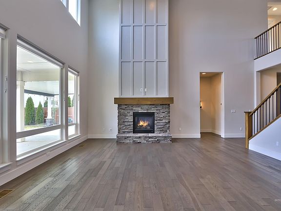 5th image of 2270 E Mores Trail Dr