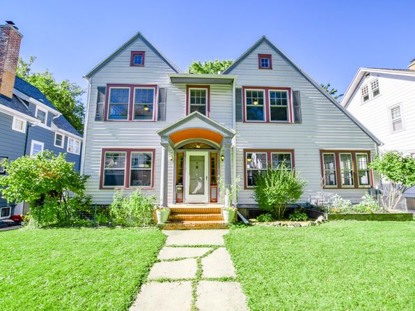 2232 W Lawn Ave