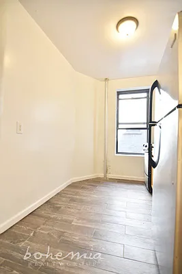 Rented by Bohemia Realty Group | media 9