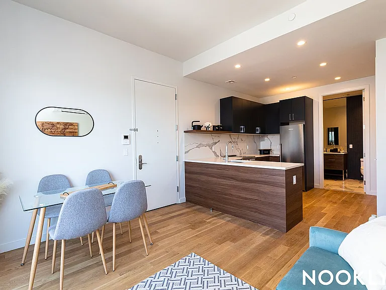 45-57 Davis St #808 — Photo 1