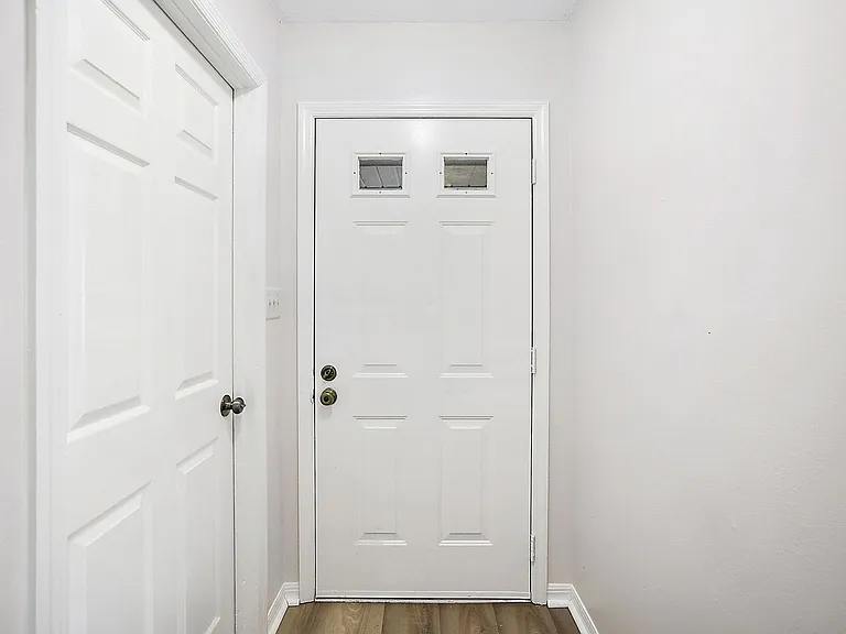 202 Fernwood St #1 — Photo 18