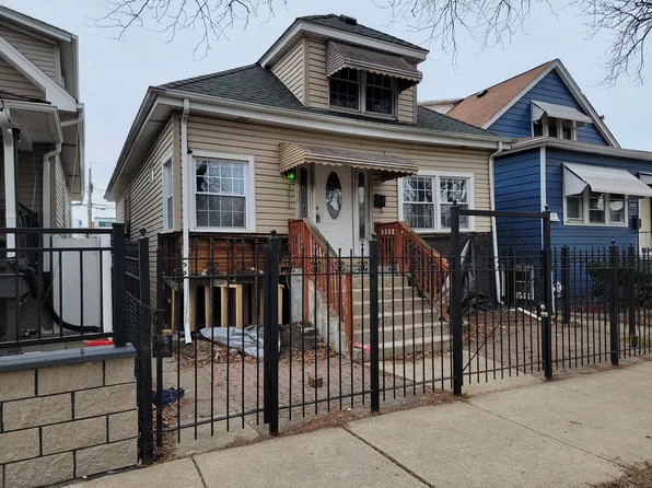 2212 N Nagle Ave, Elmwood Park, IL 60707