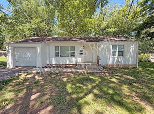 1277 E Wayland St, Springfield, MO 65804