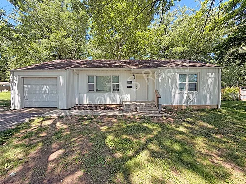 1277 E Wayland St Photo 1