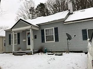 1020 Village Dr, South Charleston, WV 25309
