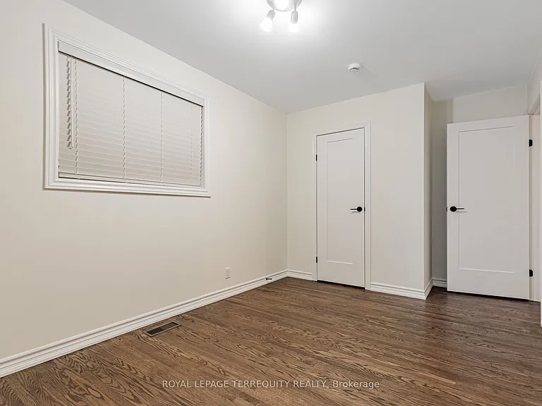 5 Rochelle Cres — Photo 9