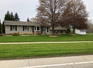 W198N16518 Linden Dr, Jackson, WI