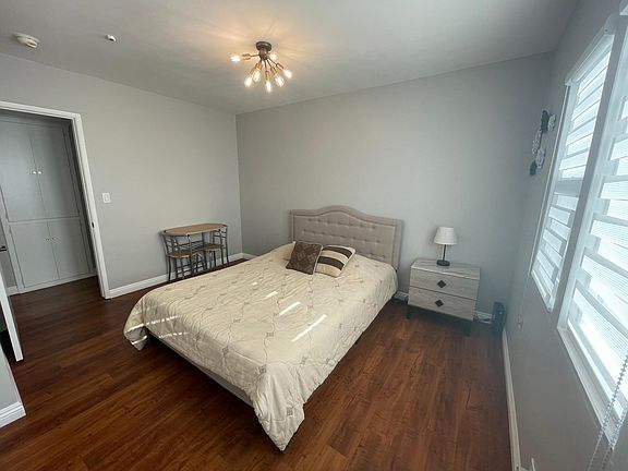4th image of 211 E California Ave Unit C2