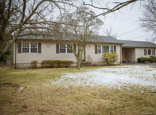 33 Pent Rd, Branford, CT 06405