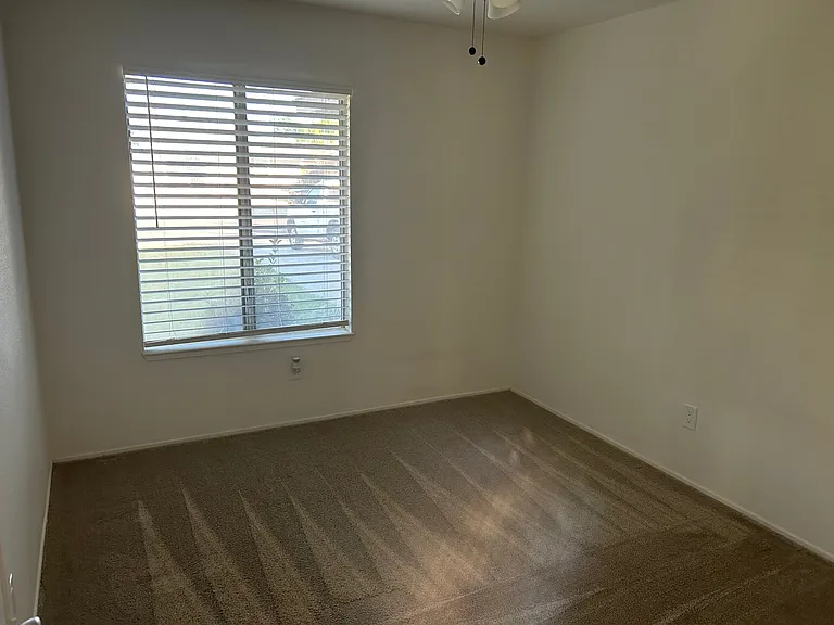 3905 Jane Way — Photo 7
