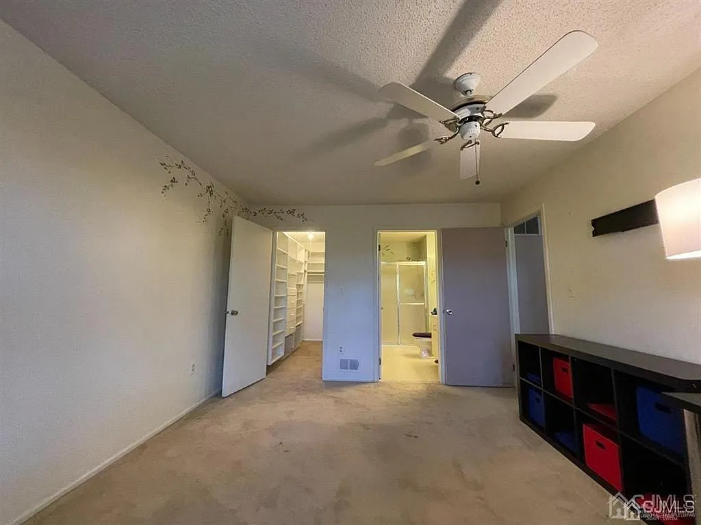 2 bed, 2.0 bath, 1138 sqft, $2,600 — Photo 3