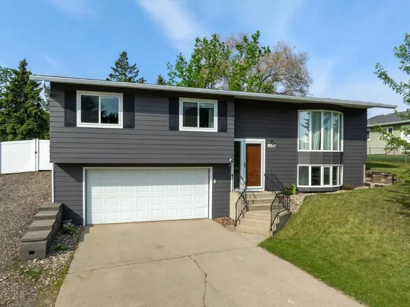 1925 10th St NW, Minot, ND 58703