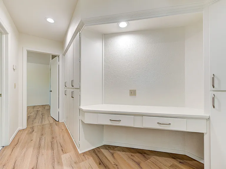 3208 Castlerock Rd — Photo 34