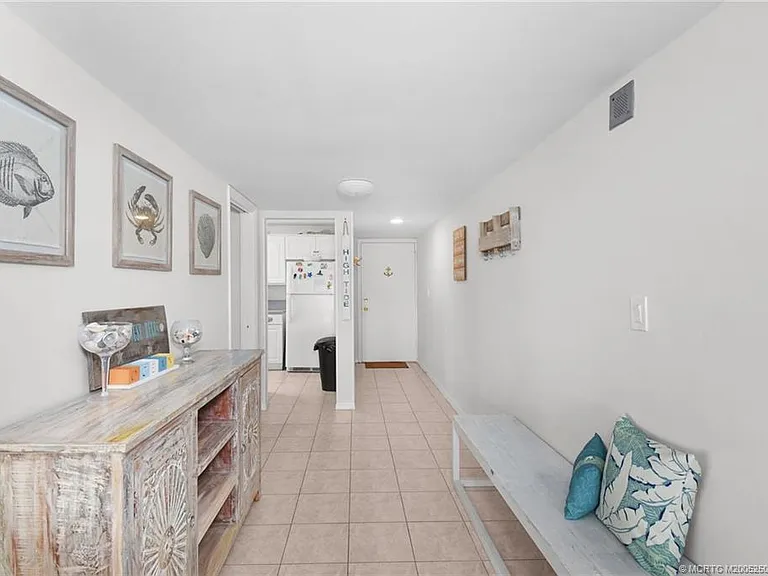 10044 S Ocean Dr #401 — Photo 12