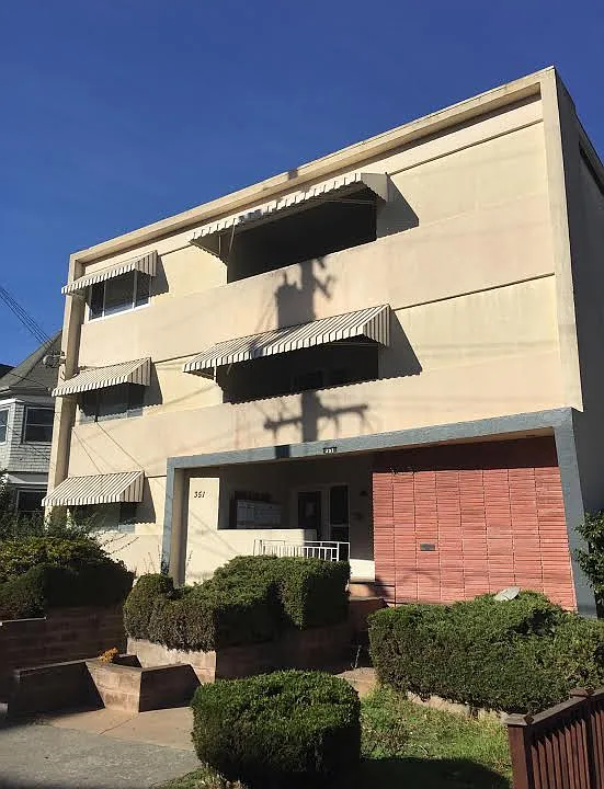 351 Hanover Ave #301