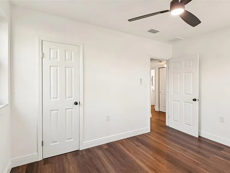 410 Virginia Ave — Photo 23