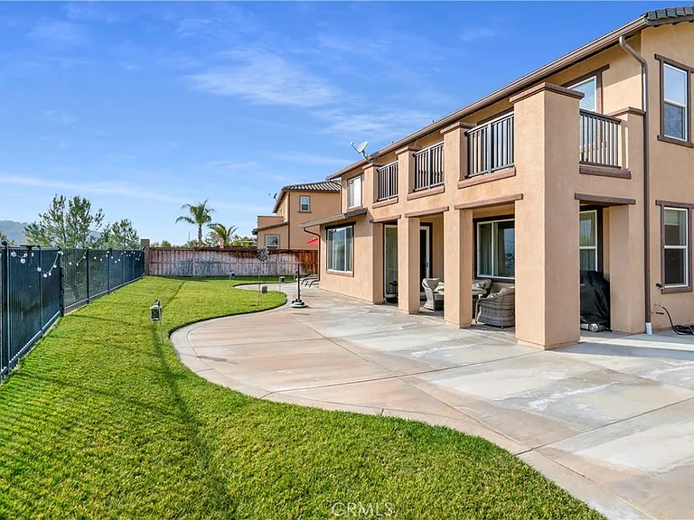 3126 Vista Ter — Photo 36