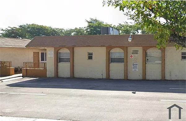 5400 NW 24th St