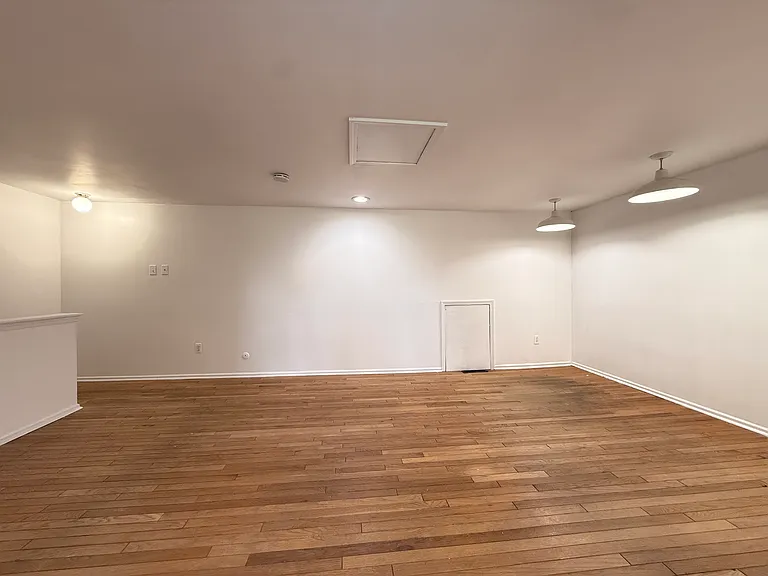 1187 Heyward Rd — Photo 34