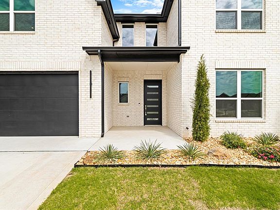 2nd image of 4824 Pont Neuf Rd