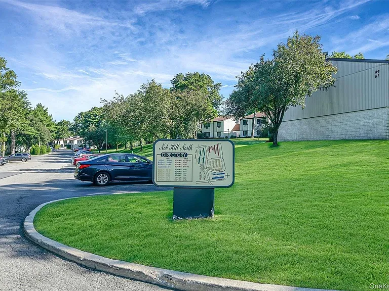 31 Richmond Blvd #1B — Photo 26