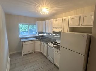 63 Selkirk Rd #3T, Brighton, MA 02135