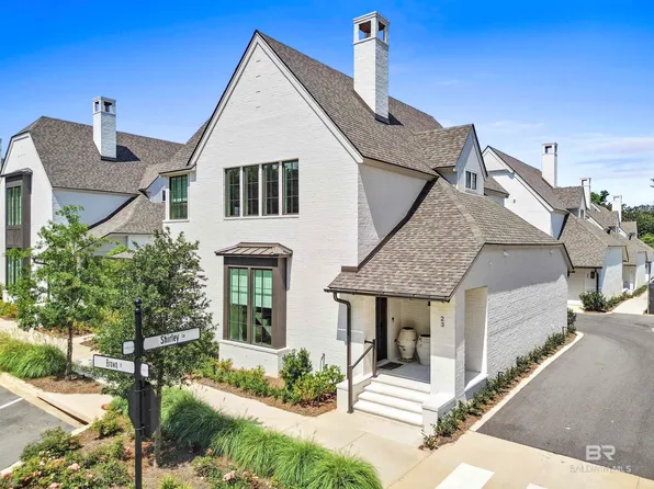 23 Shirley Ln, Fairhope, AL 36532