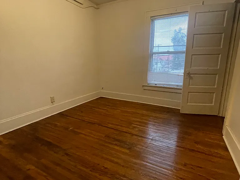821 Goodhue Blvd #3 — Photo 1