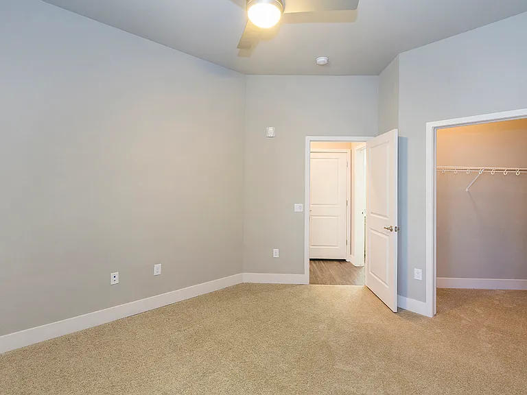 The Overlook at Interquest Apartments — Photo 34