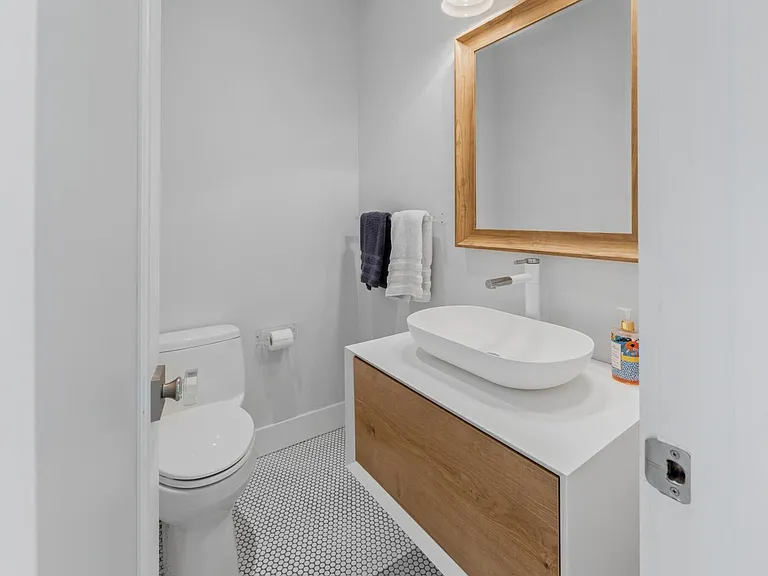 33 Little Fox Ln — Photo 9