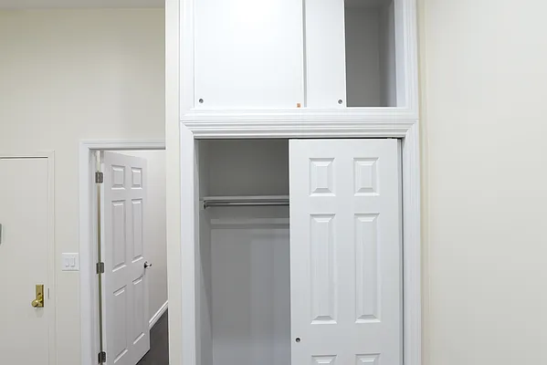 Rented by Residents Team | media 37