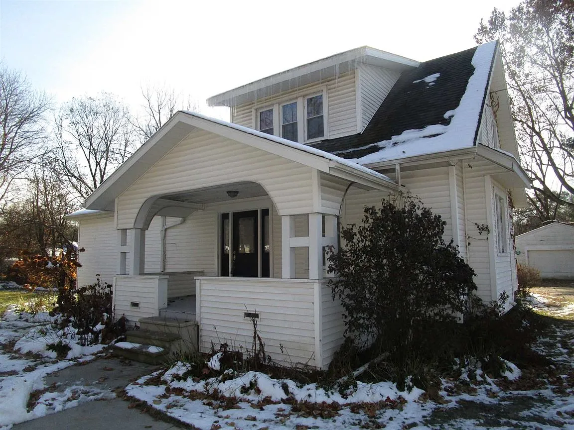 26910 Dunn Rd photo 1