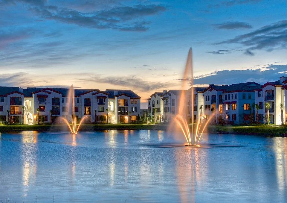 Shimmering Lake Views