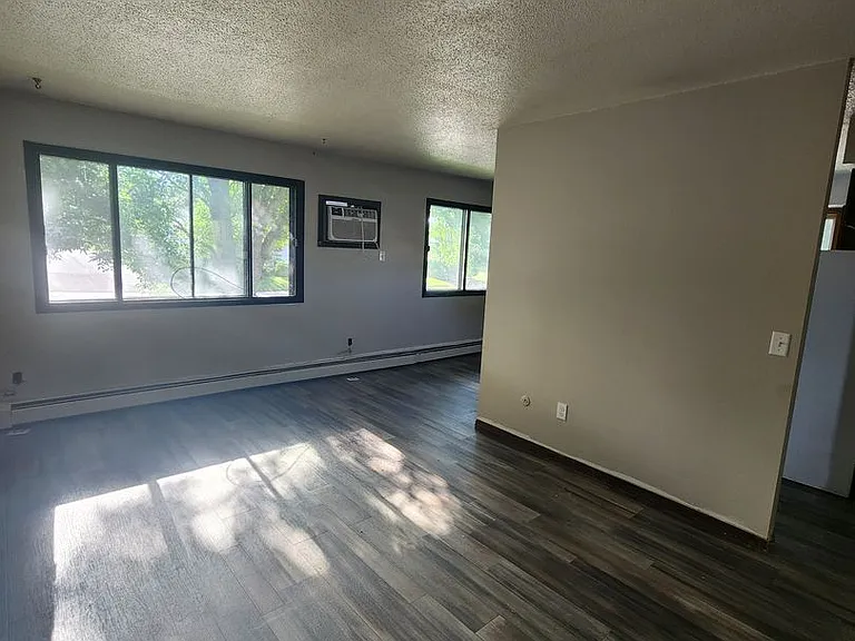 3600 S Cathy Ave — Photo 3