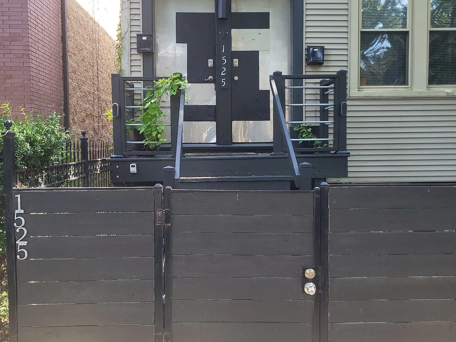 3 bed, 1250 sqft, $2,750 — Photo 2