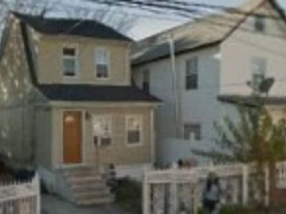 1st image of 10316 168th Pl