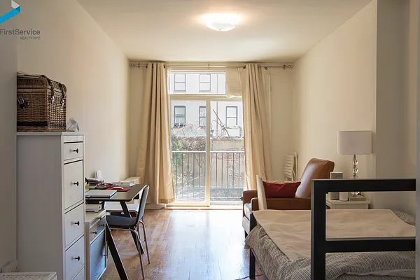 Rented by FirstService Realty (legacy) | media 8