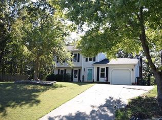 10735 Roxbury Ct, Charlotte, NC 28214