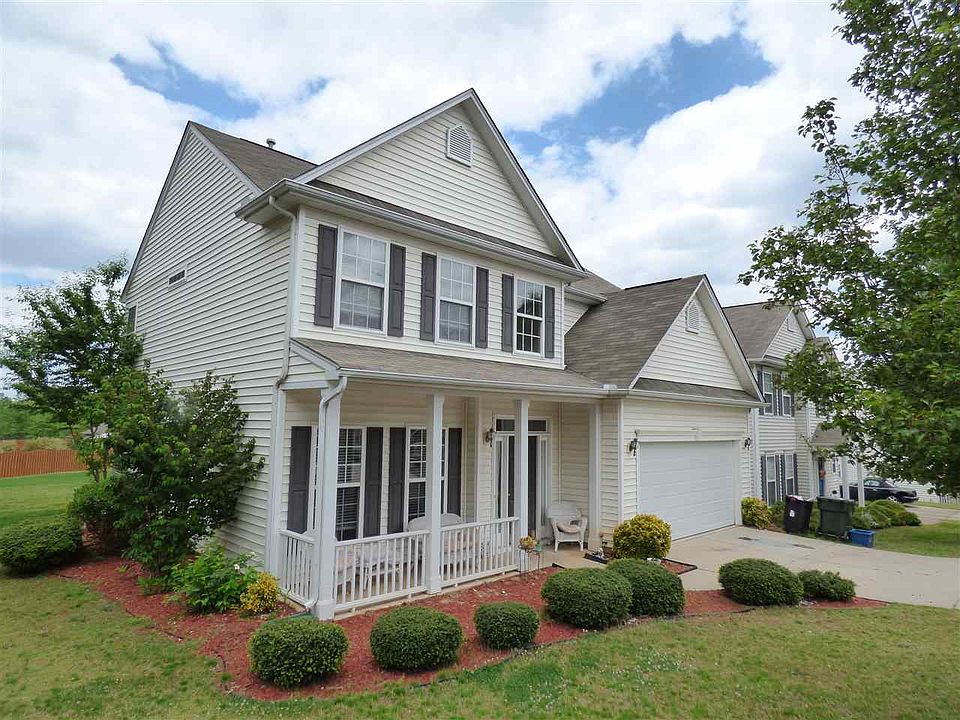 2nd image of 796 Waterbrook Ln