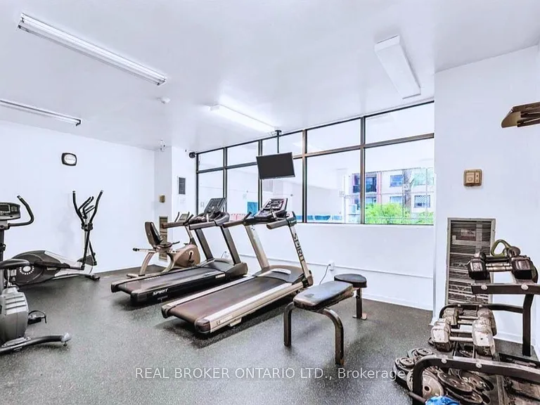 135 Marlee Ave #1504 — Photo 11